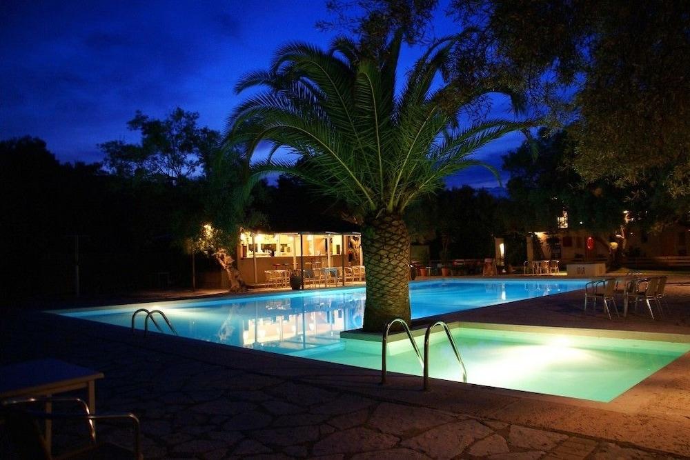 Thalero Holidays Center Ліґія Екстер'єр фото